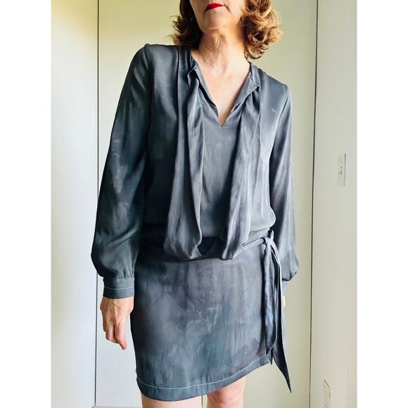 Diane Von Furstenberg Silk Y2K Does 40s Dress Mini Grey Tie Dye Print - Picture 1 of 10